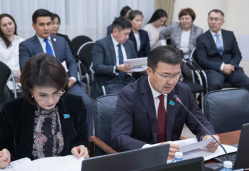 Закон «Об общественном контроле» обсуждают в Сенате