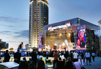 «Қара жорға» исполнили в Алматы звезды этнической музыки из разных стран