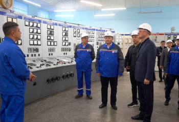 Роман Скляр Өскемен және Риддер ЖЭО-ларының жұмысымен танысты