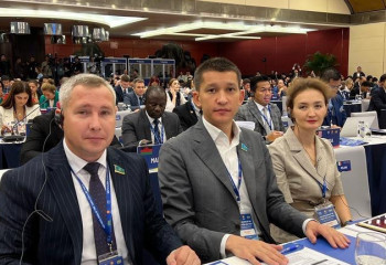 Шиповских Жас парламентшілердің жаһандық конференциясына қатысты