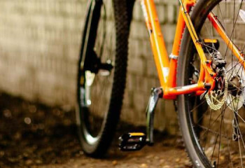 Астаналық азамат ұрланған велосипедтерді құрылыс базарына апарып, сатып жіберген