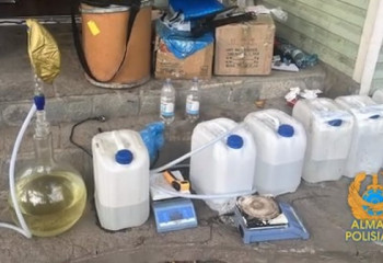 Изготовителя «мефедрона» задержали в Алматы