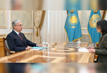 Президент Казахстана встретился с назначенной на должность Советника Зульфией Сулейменовой