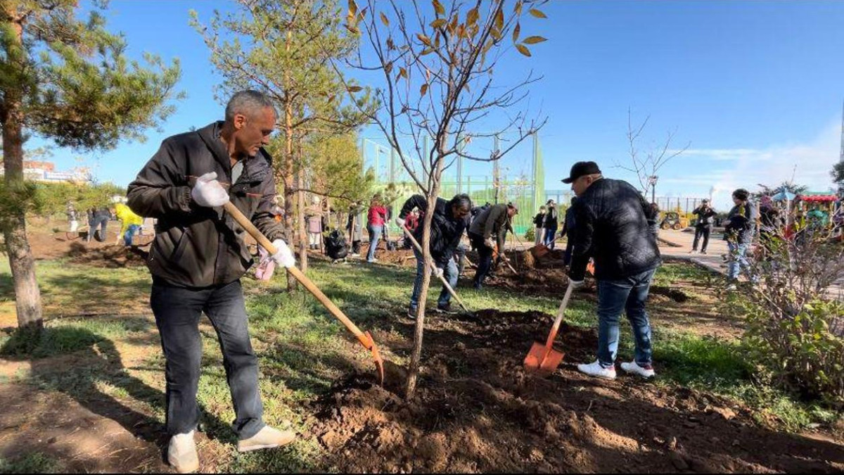  Астана әкімдігінің баспасөз қызметі 