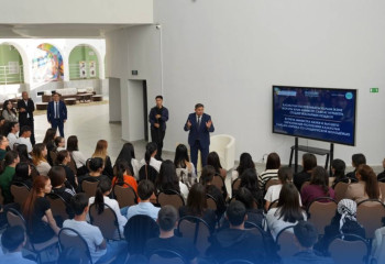 Саясат Нұрбек Жетісу облысындағы «Студенттер үйінің» жағдайын тексерді