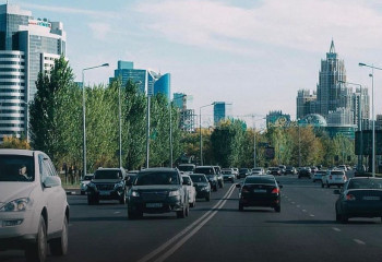 Перекрывших проезжую часть жителей столицы оштрафовали