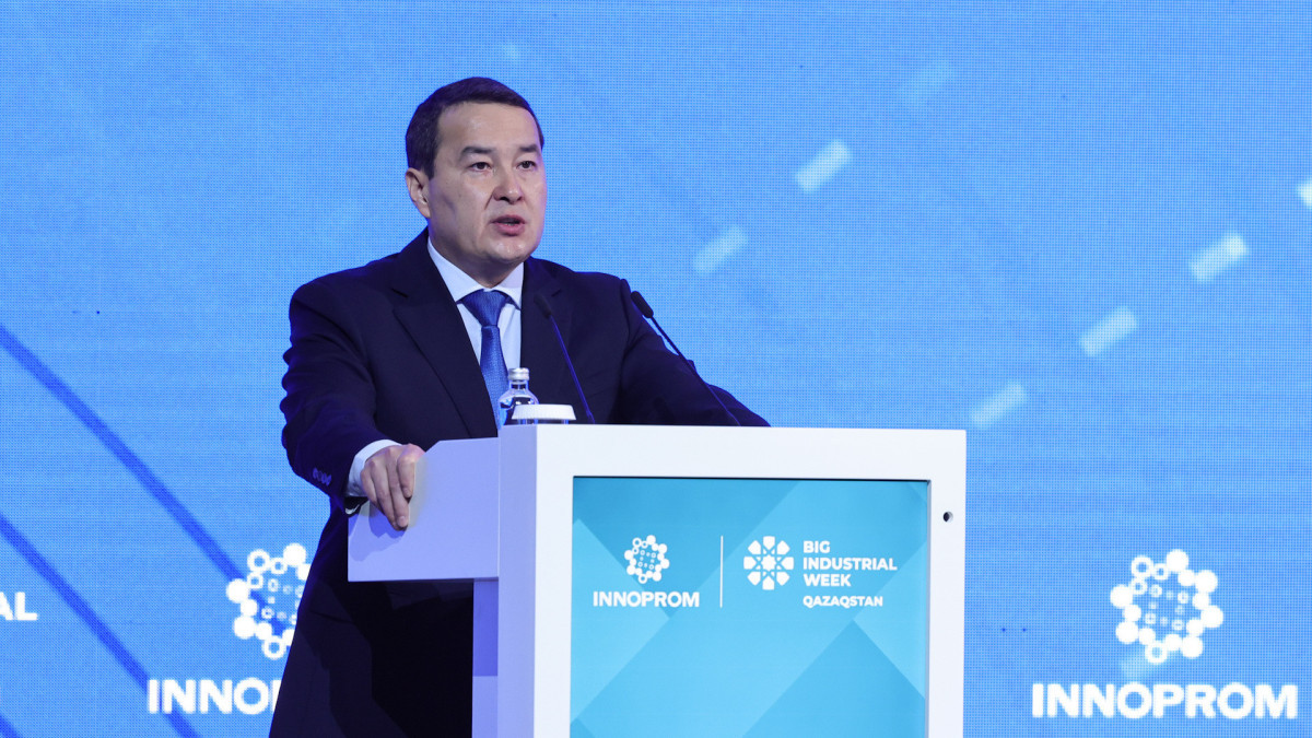 Об усилении законодательных мер и формировании нового технологического уклада Казахстана рассказал Алихан Смаилов