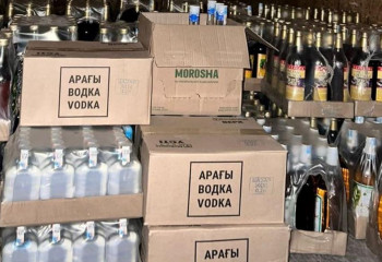 В Карагандинской области изъяли тысячи бутылок нелегального алкоголя