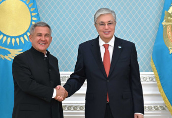 President Tokayev meets with Head of Tatarstan Rustam Minnikhanov