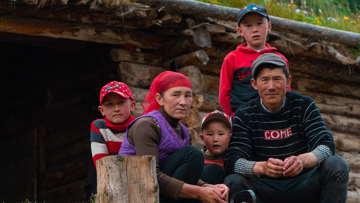 1 123 200 этнических казахов вернулись в Казахстан