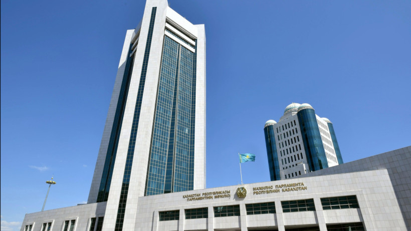  parlam.kz 