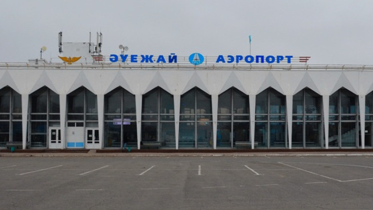 Аэропорт Уральска закроют на ремонт