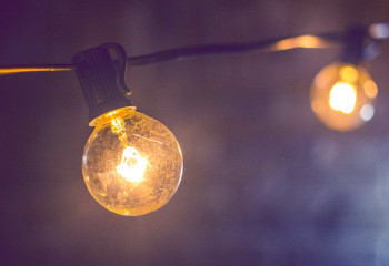 В Караганде включили электричество