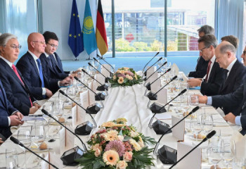 Head of State holds talks with German Federal Chancellor Olaf Scholz