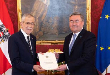 Ambassador of Kazakhstan presents letters of Credence to Federal President of Austria
