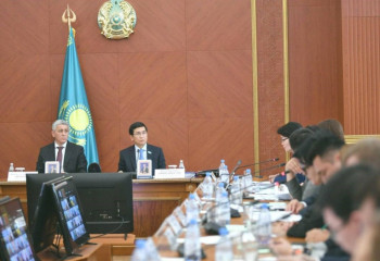 Мәжілісмендер Қарағандыда көшпелі отырыс өткізді