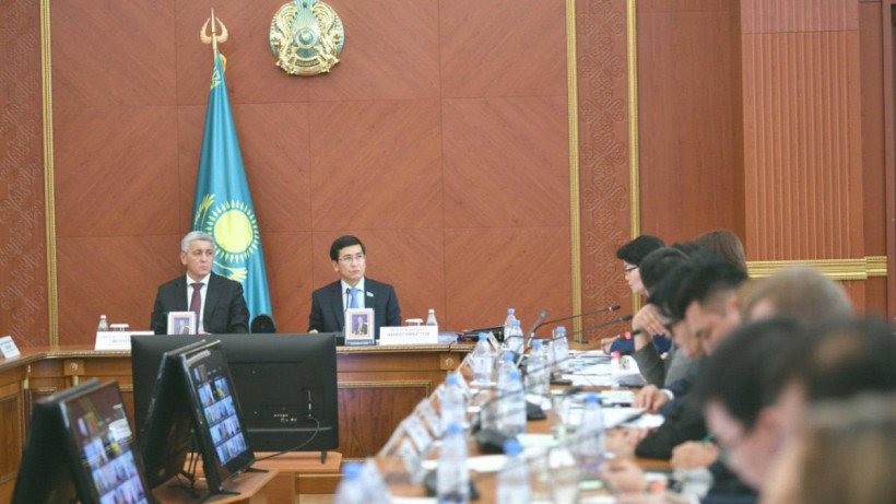  Мәжілістің баспасөз қызметі 