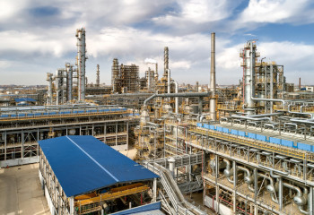 На атырауском НПЗ приостановлено производство топлива