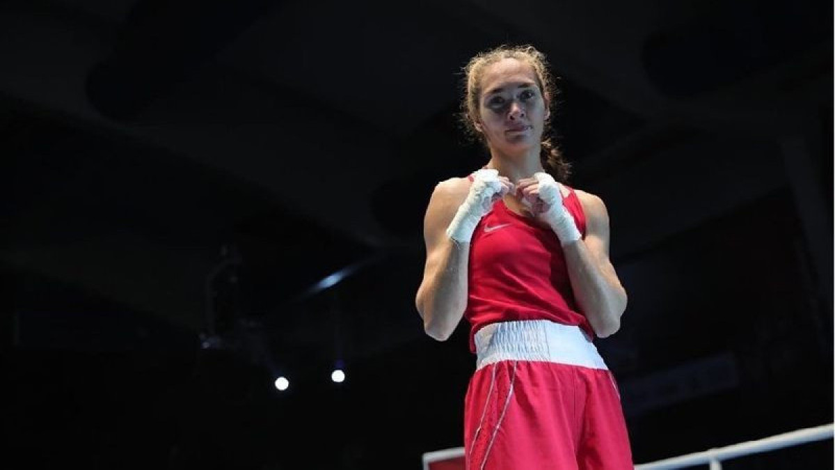 Карина Ибрагимова выиграла первую лицензию по боксу на Олимпиаду-2024