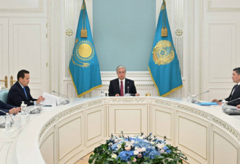 Head of State holds meeting on returning illegally acquired assets