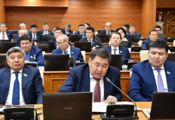 Билікте уахабизм мен жат ағымдарды қолдайтын лауазымды қызметкерлер отыр ма?