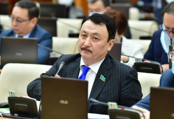 Жат ағымдар күн санап артуда. Бұл тәуелсіздігімізге төнген қауіп - Аманжол Әлтай