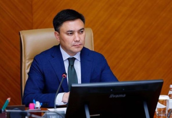 Шымкент қаласының жаңа әкімінің халықпен кездесуінде айғай-шу болған