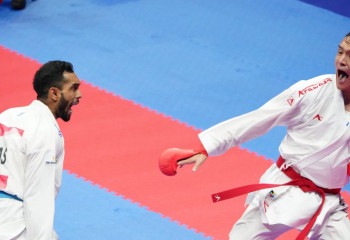 Каратэ: қоржынға бір алтын, бір күміс түсті