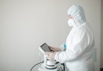 Новый штамм коронавируса «Эрис» обнаружили в Казахстане – глава Минздрава