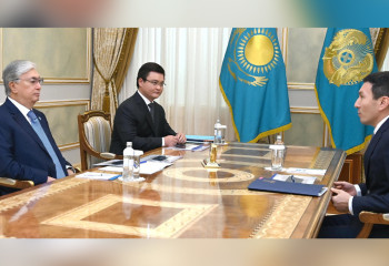 Tokayev receives Samruk Kazyna Fund Board Chairman