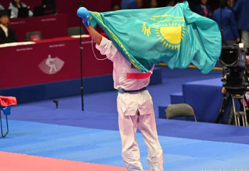 Казахстанский каратист принес стране девятую золотую медаль Азиады