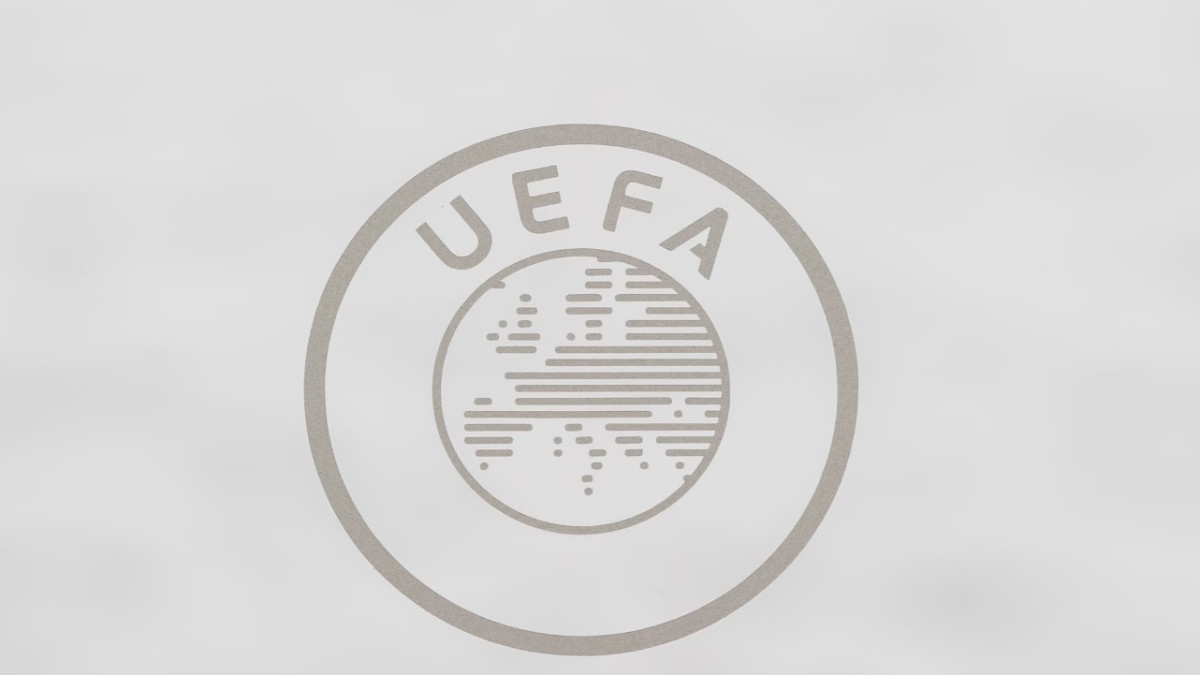 УЕФА переносит матчи, которые должны были состояться в Израиле