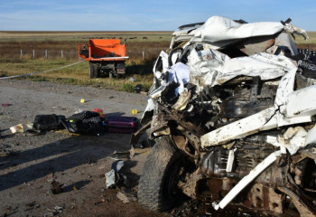 Пять человек разбились в страшной аварии на трассе Караганда-Астана