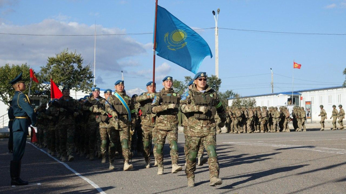 Военнослужащие Вооруженных сил Казахстана принимают участие в учениях ОДКБ