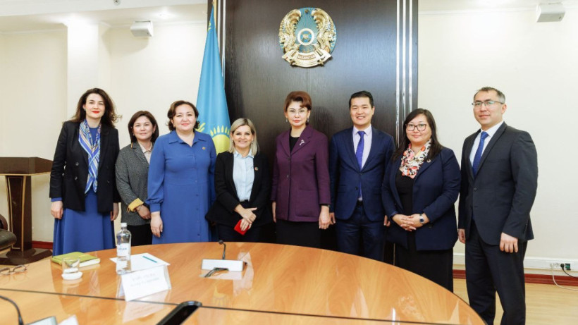  Мәдениет және ақпарат министрлігі 