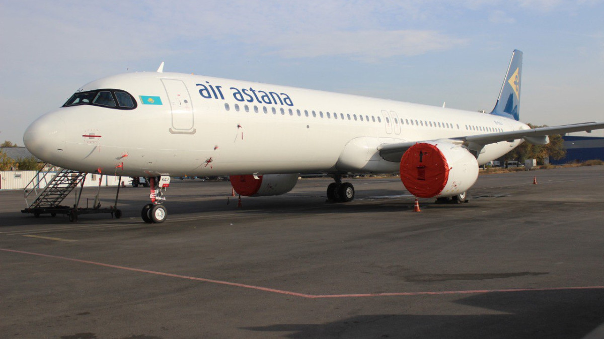  Air Astana 