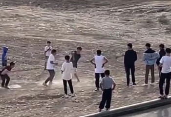 Түркістанда бір топ жеткіншек ерекше қажеттілігі бар баланы қорлаған