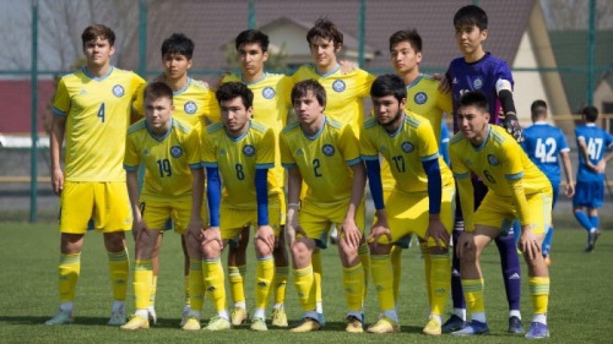 Казахстан проиграл Германии в отборе юношеского Евро-2024 по футболу