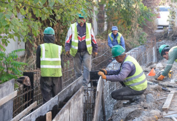 Борьба с подтоплениями: в Алматы строительство ливневок сделали обязательным
