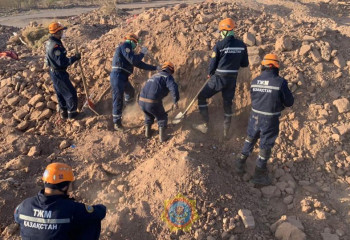 МЧС Казахстана обследовало разрушенные дома в трех населенных пунктах Афганистана