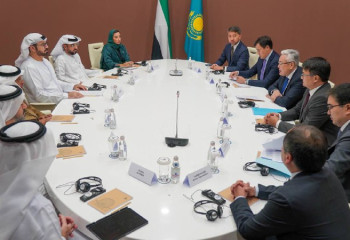 Үкімет басшысының орынбасары БАӘ-нің өкілі Мұхаммед Әл-Гаргаумен кездесті