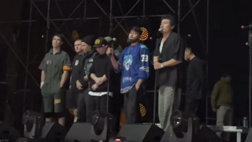  стоп-кадр из видео 