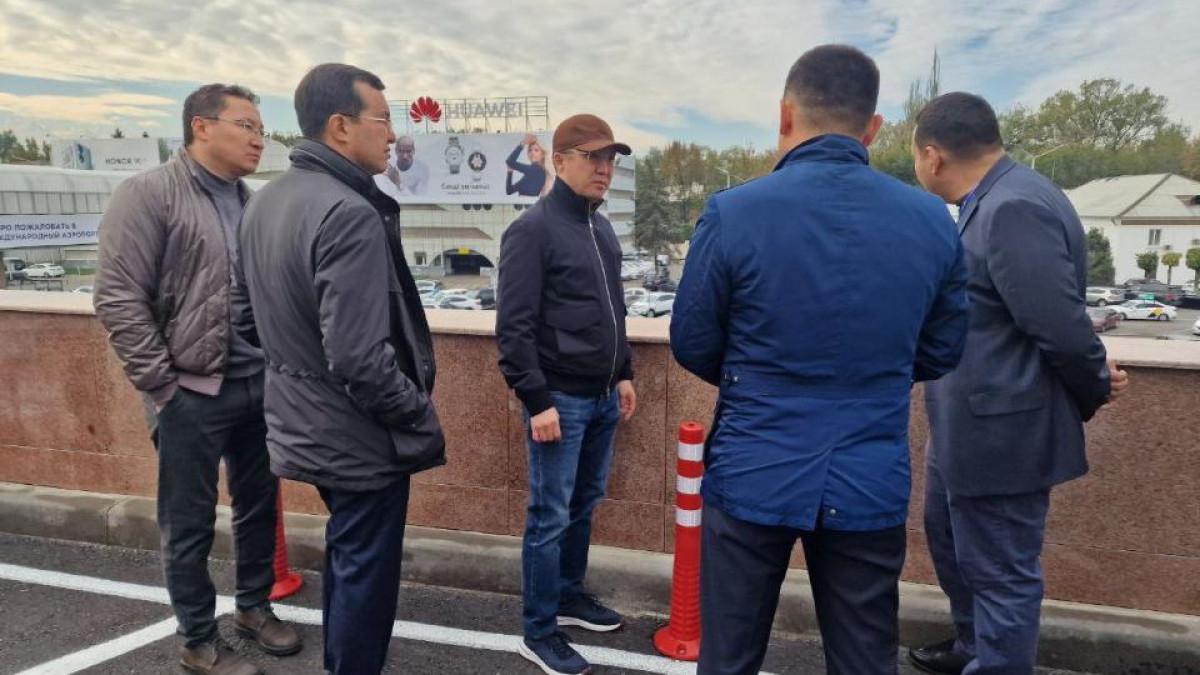 С работой крупных объектов транспортной инфраструктуры Алматы ознакомился Марат Карабаев