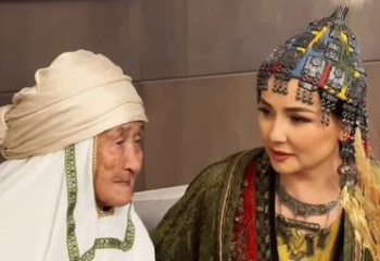 Әнші Жазира Байырбекова 85 жастағы енесін көрсетті