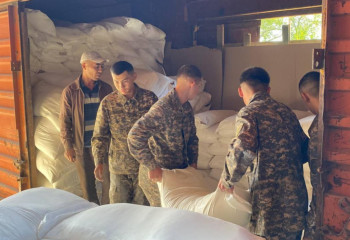 Гуманитарный груз в 27 железнодорожных вагонах отправили из Казахстана в Афганистан