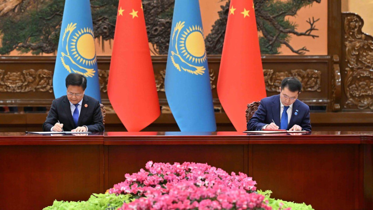 Какие соглашения были заключены между Казахстаном и Китаем в ходе визита Токаева в КНР