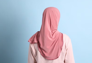 Готова стать второй женой: паблики для никаха разрывают соцсети в Казахстане