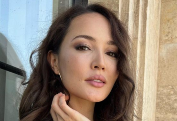 Кәмшат Жолдыбаева желіге неге күйеуімен түскен суретін салмайтынын түсіндірді