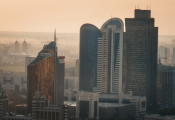 Депутат Сената бьет тревогу и требует реформ в сфере градостроительства