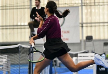 Разгромом закончился матч Казахстан — Узбекистан в теннисе